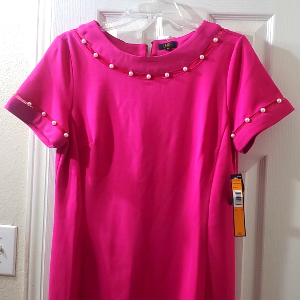 Dress - Picture 2 of 3
